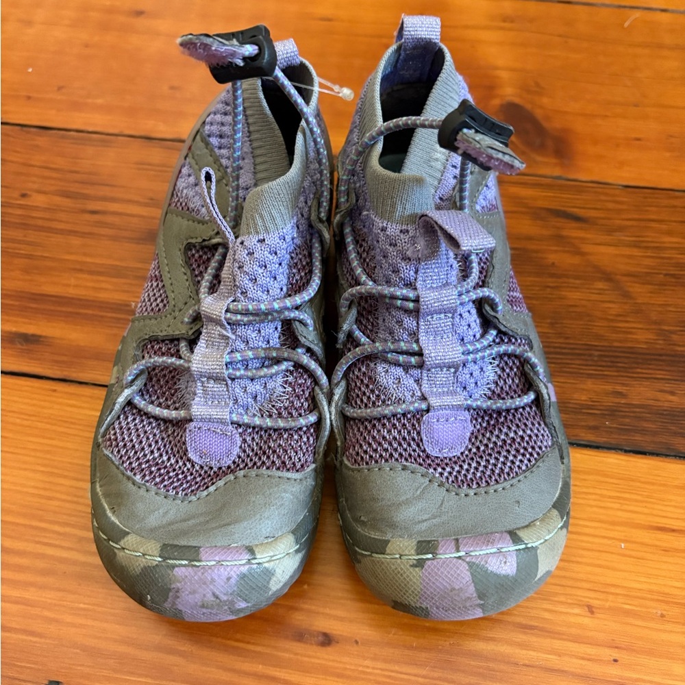 Jambu Kids Shoes in Purple and Green size 11
